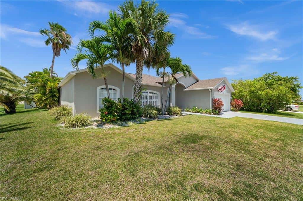 2017 Cape Coral Pkwy, Cape Coral, photo 6