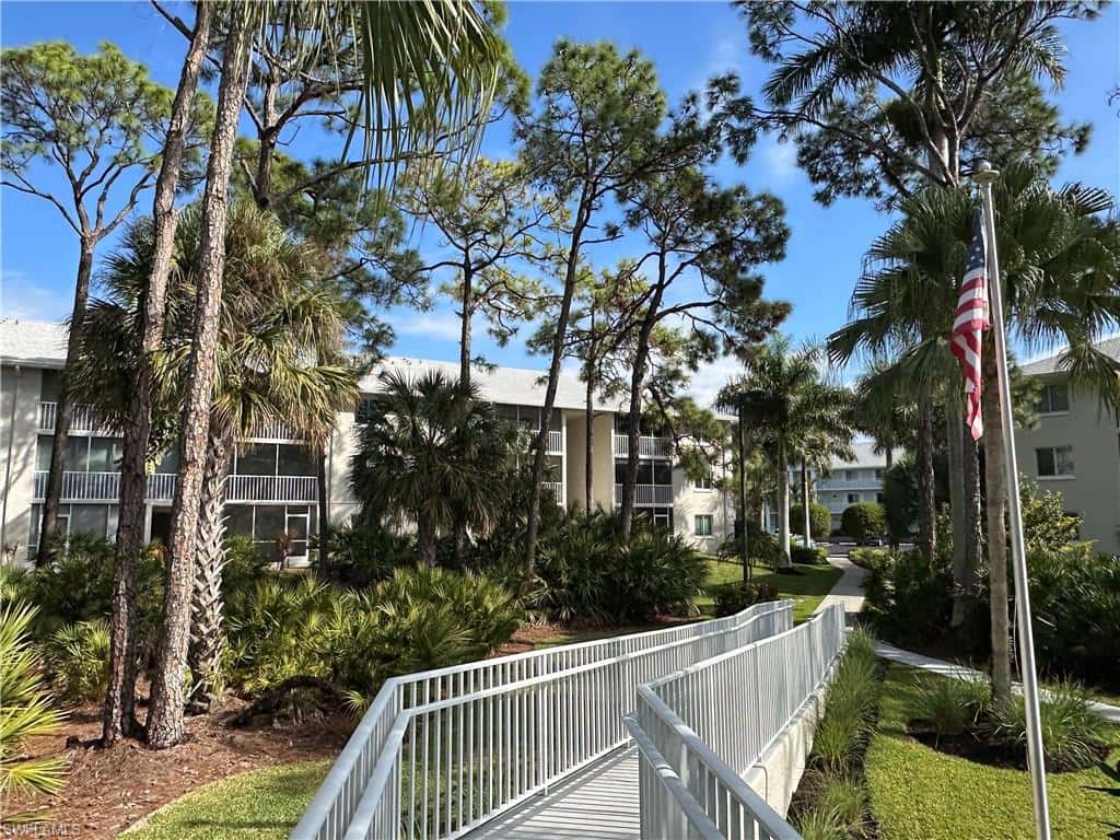 3072 Sandpiper Bay Cir #m202, Naples, photo 36