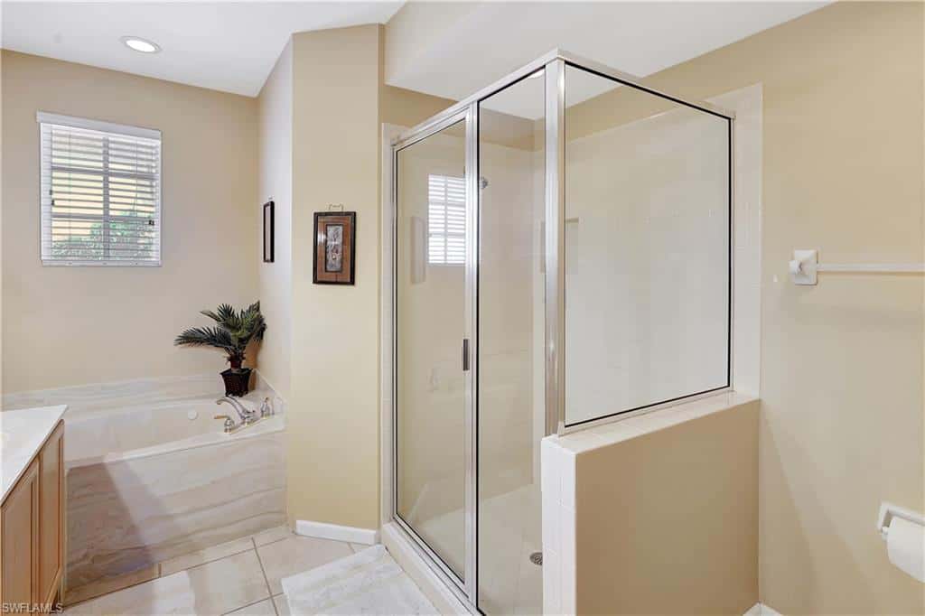 23156 Rosedale Dr #201, Estero, photo 22
