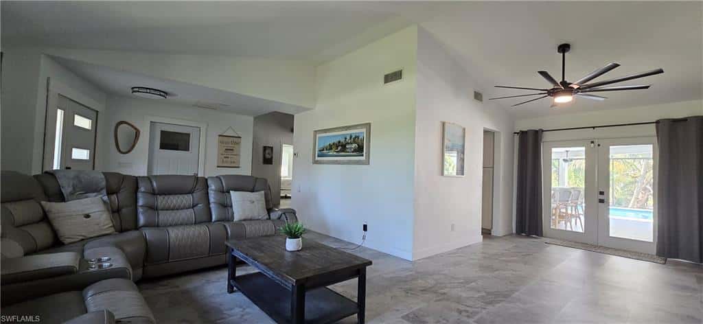 1610 Cornwallis Pkwy, Cape Coral, photo 6