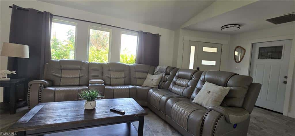 1610 Cornwallis Pkwy, Cape Coral, photo 7