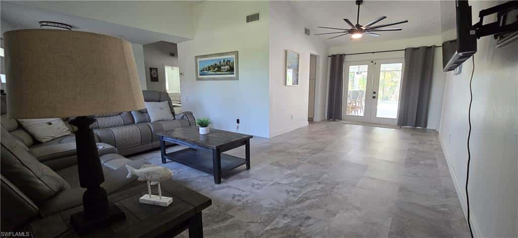 1610 Cornwallis Pkwy, Cape Coral, photo 8