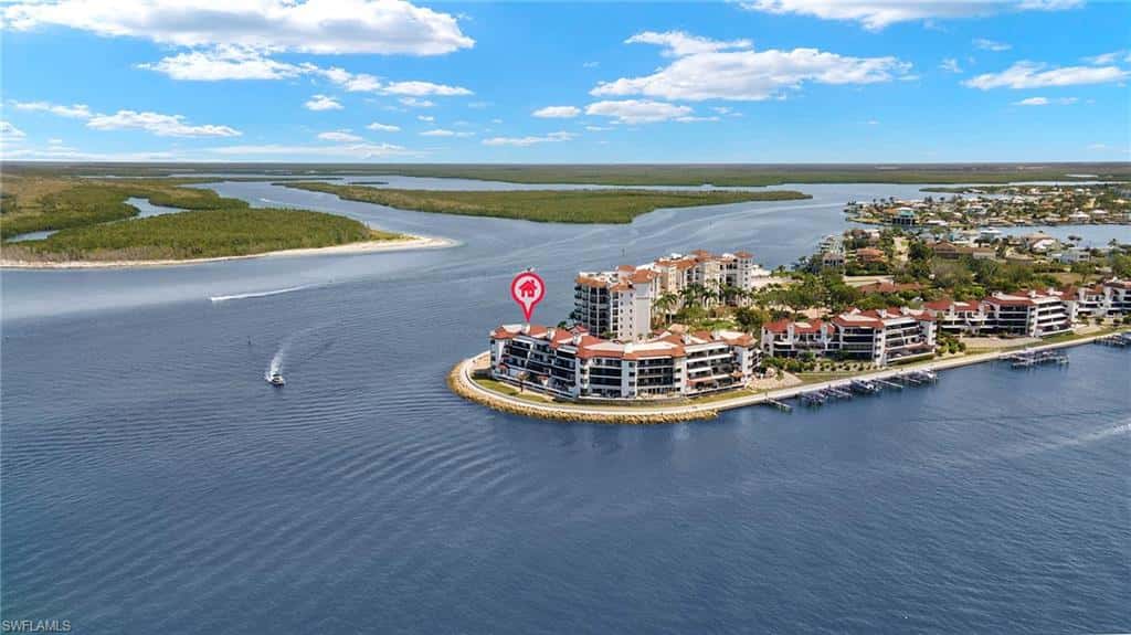 625 La Peninsula Blvd #625, Naples, photo 34
