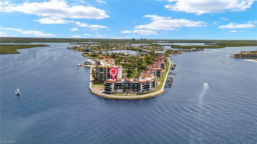 625 La Peninsula Blvd #625, Naples, photo 33