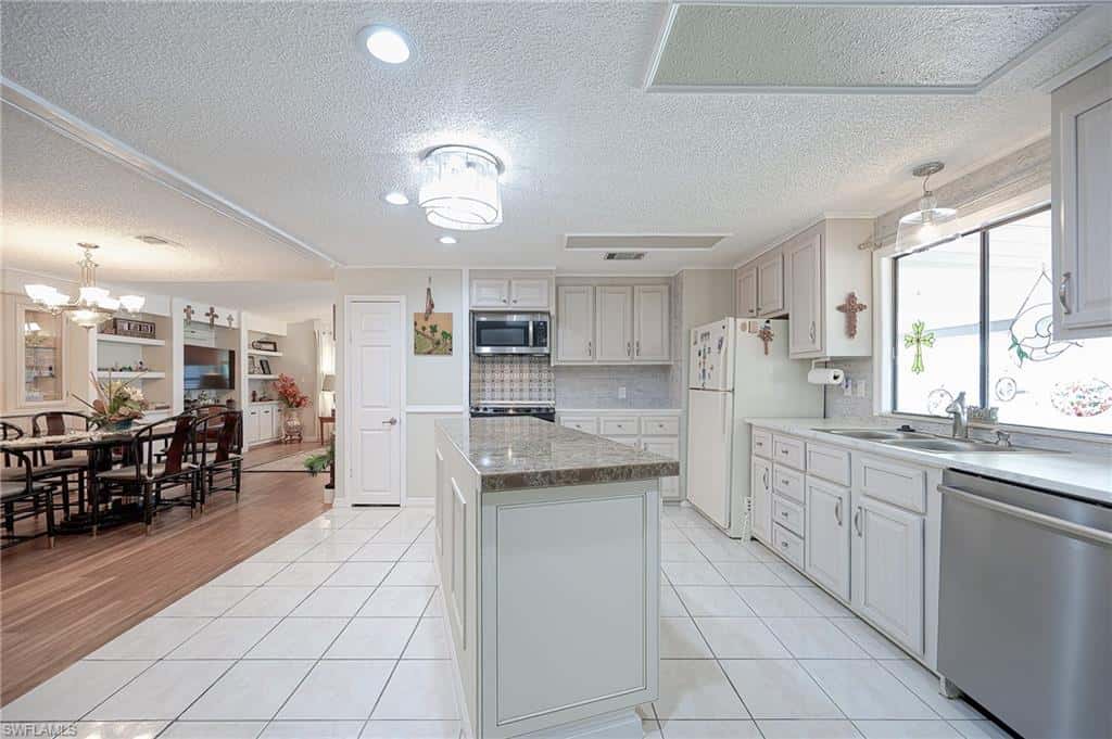 149 Kim Dr #149, Naples, photo 5