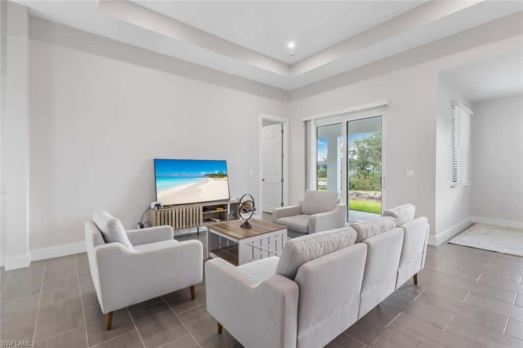 3607 8th Ct, Cape Coral, photo 6