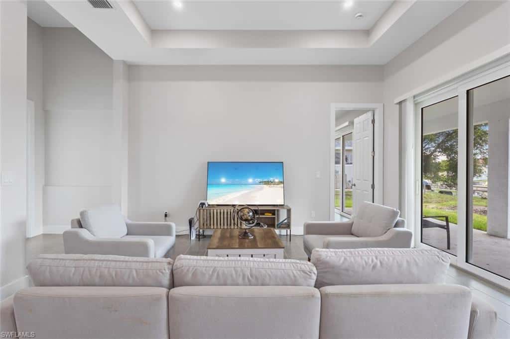 3607 8th Ct, Cape Coral, photo 7