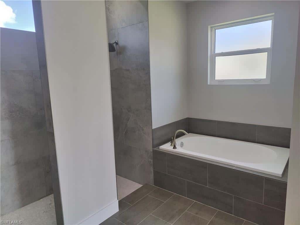 3607 8th Ct, Cape Coral, photo 18