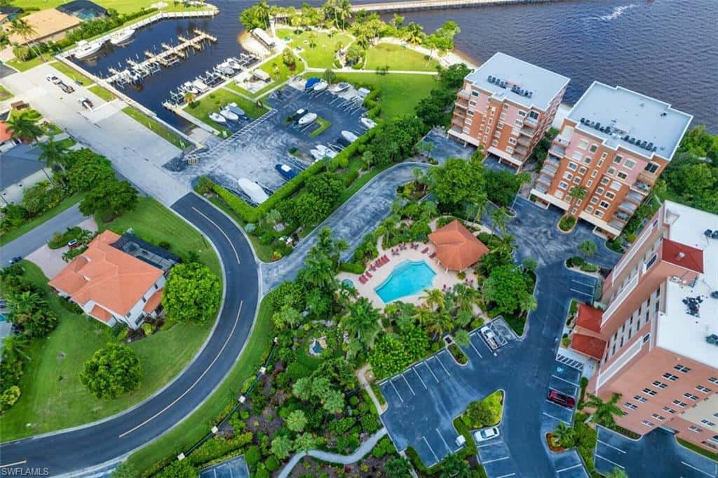 14817 Laguna Dr #403, Fort Myers, photo 13