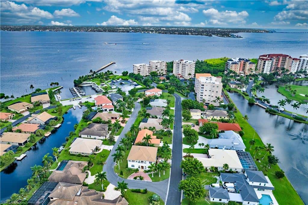 14817 Laguna Dr #403, Fort Myers, photo 9