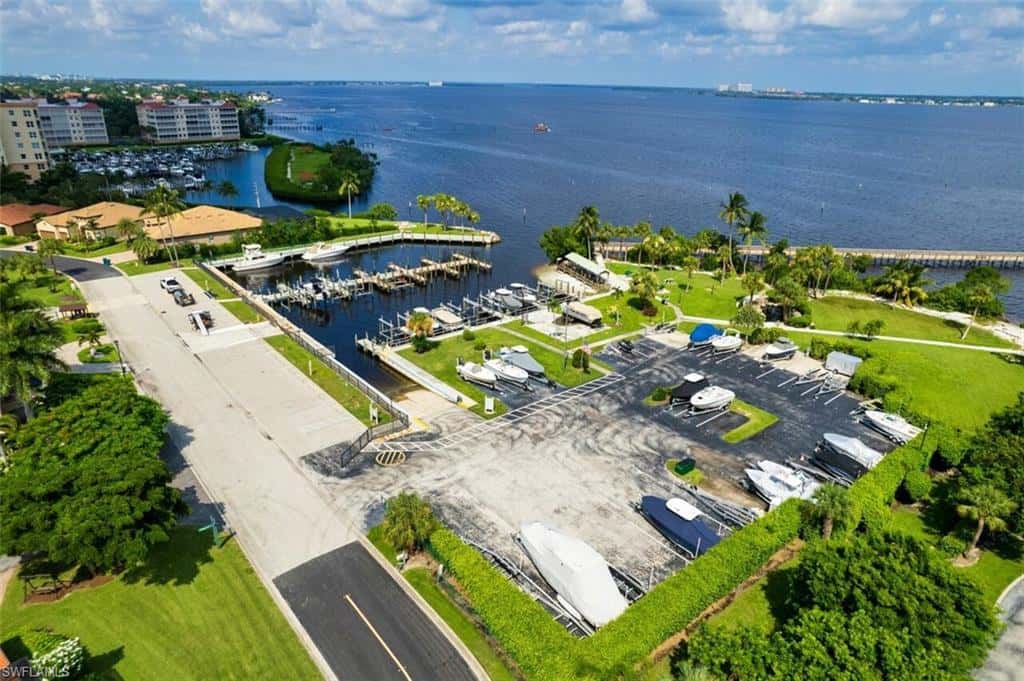14817 Laguna Dr #403, Fort Myers, photo 49
