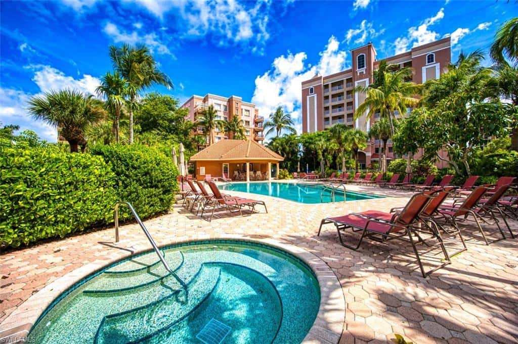 14817 Laguna Dr #403, Fort Myers, photo 11