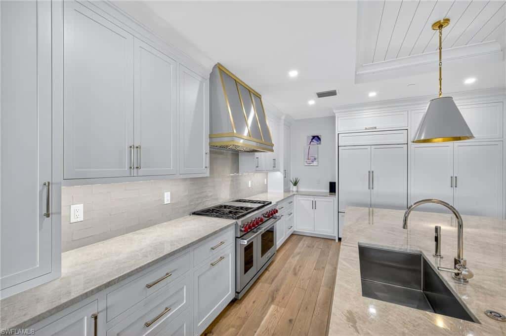1820 Gulf Shore Blvd #202, Naples, photo 10