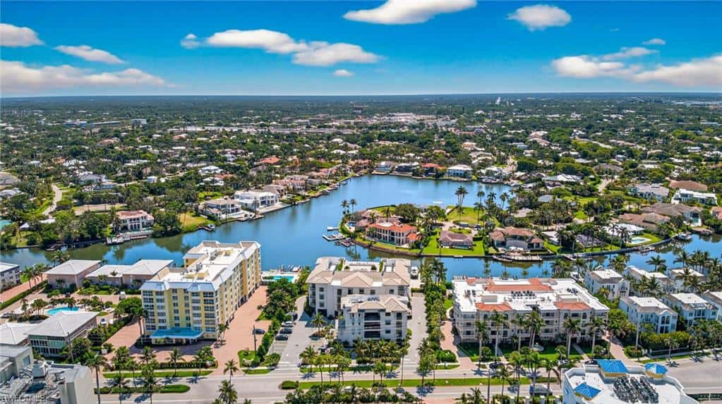 1820 Gulf Shore Blvd #202, Naples, photo 41