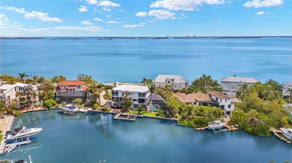1581 San Carlos Bay Dr, Sanibel, photo 47