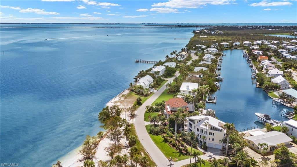 1581 San Carlos Bay Dr, Sanibel, photo 49
