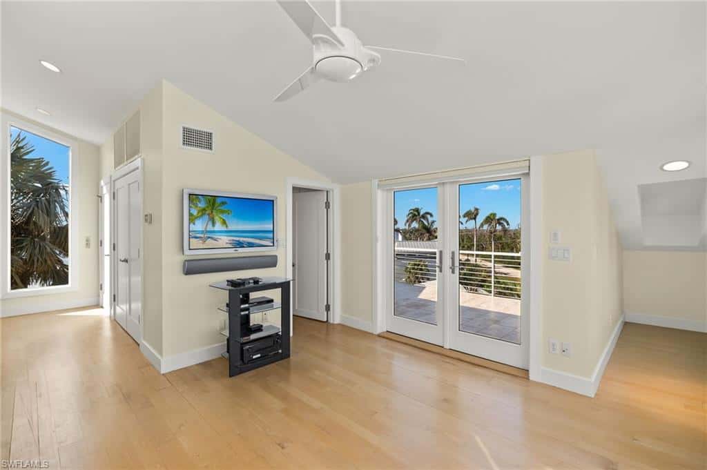 1581 San Carlos Bay Dr, Sanibel, photo 35