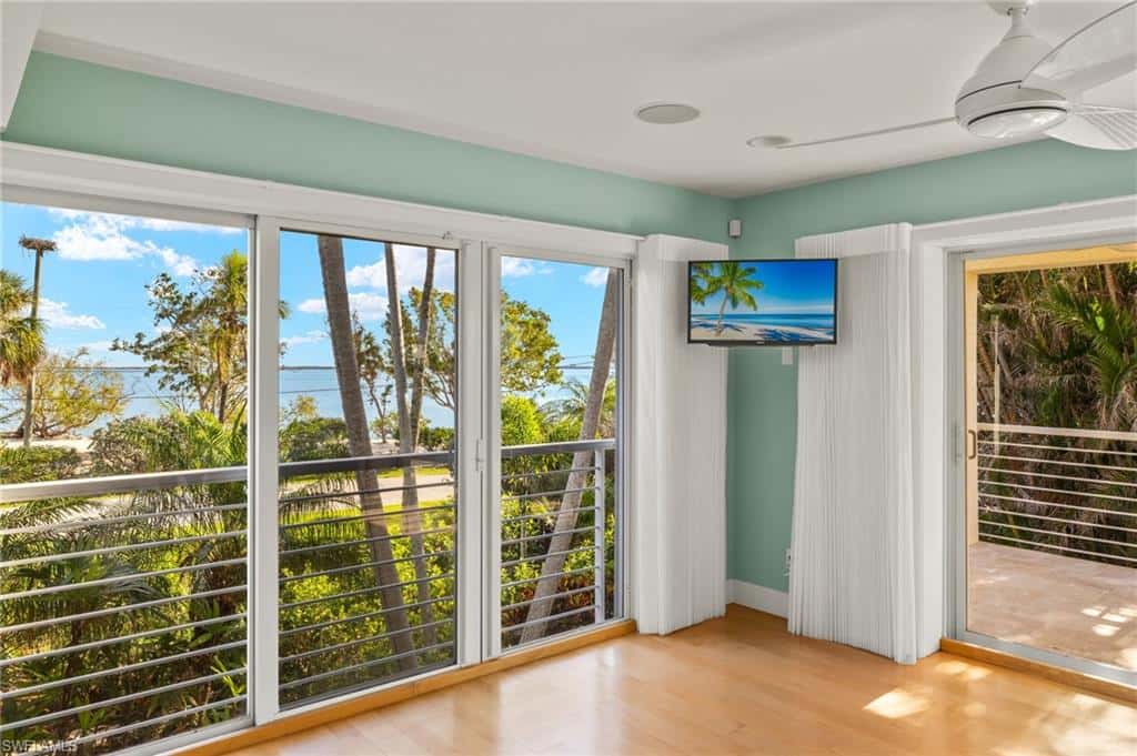 1581 San Carlos Bay Dr, Sanibel, photo 25