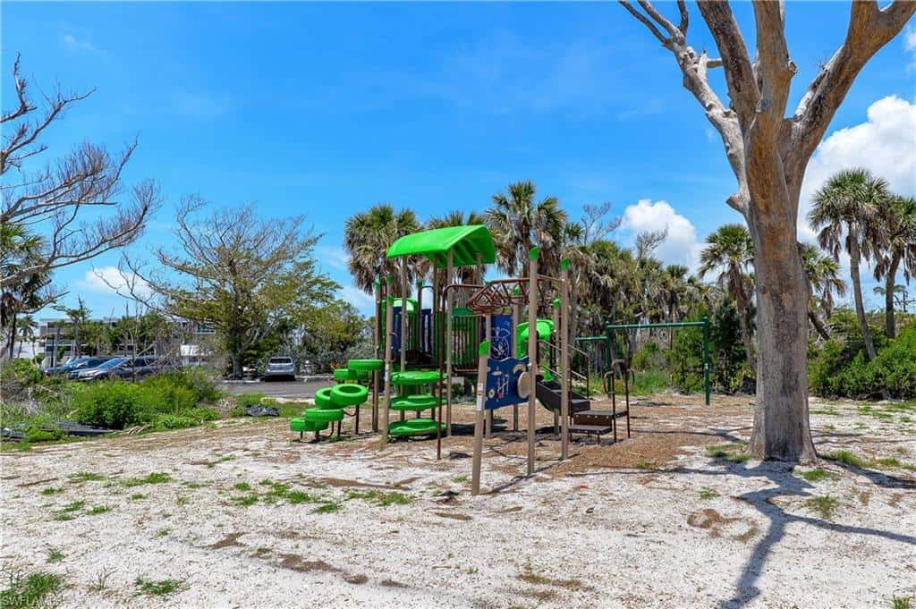 2255 Gulf Dr #140, Sanibel, photo 21