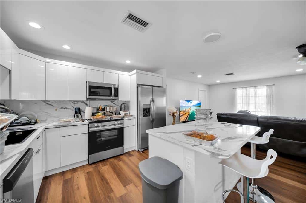 14260 Mcgregor Blvd, Fort Myers, photo 9