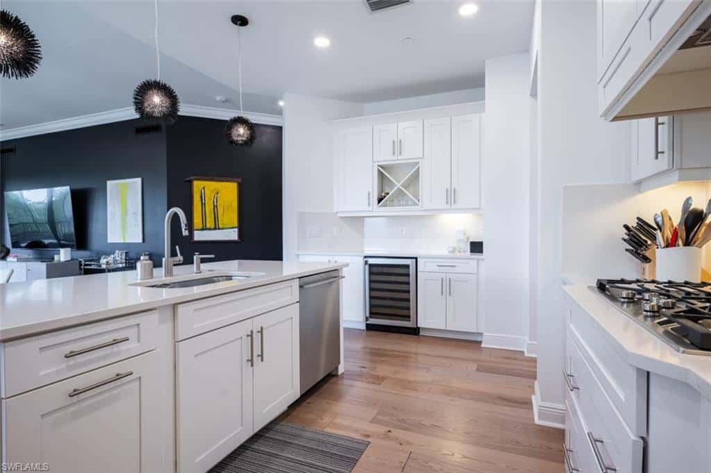 16360 Viansa Way #8-201, Naples, photo 5