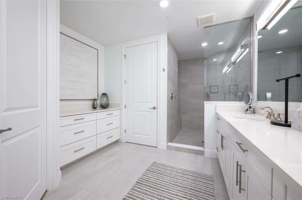 16360 Viansa Way #8-201, Naples, photo 15