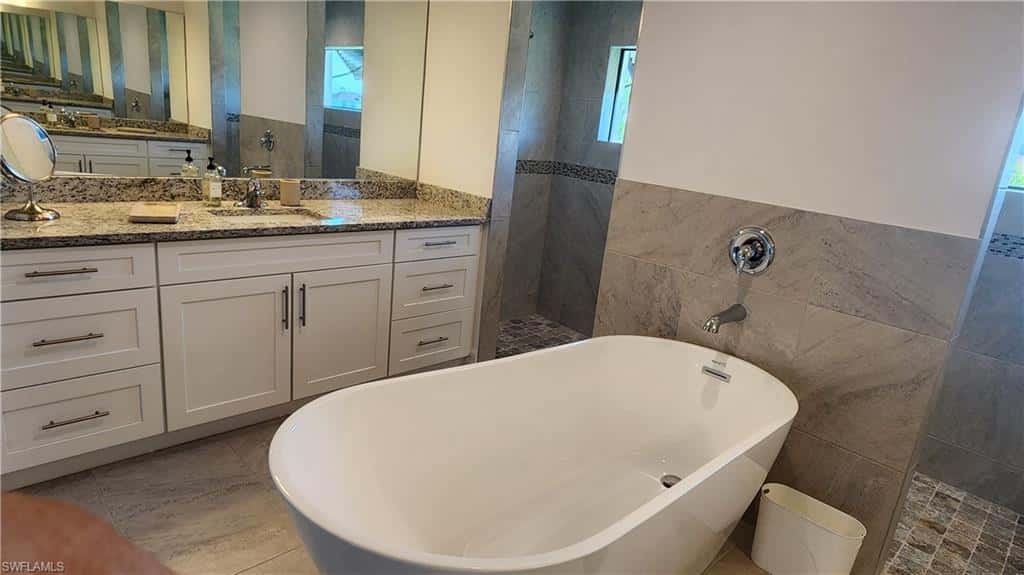 702 30th Pl, Cape Coral, photo 18