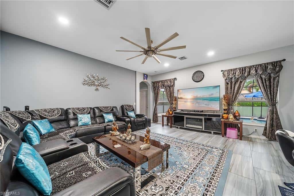 2858 Via Campania St, Fort Myers, photo 19