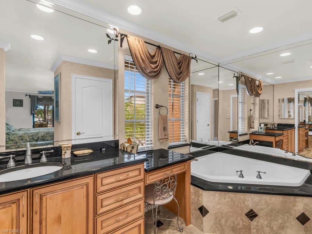 1601 Rainbow Ct, Marco Island, photo 9