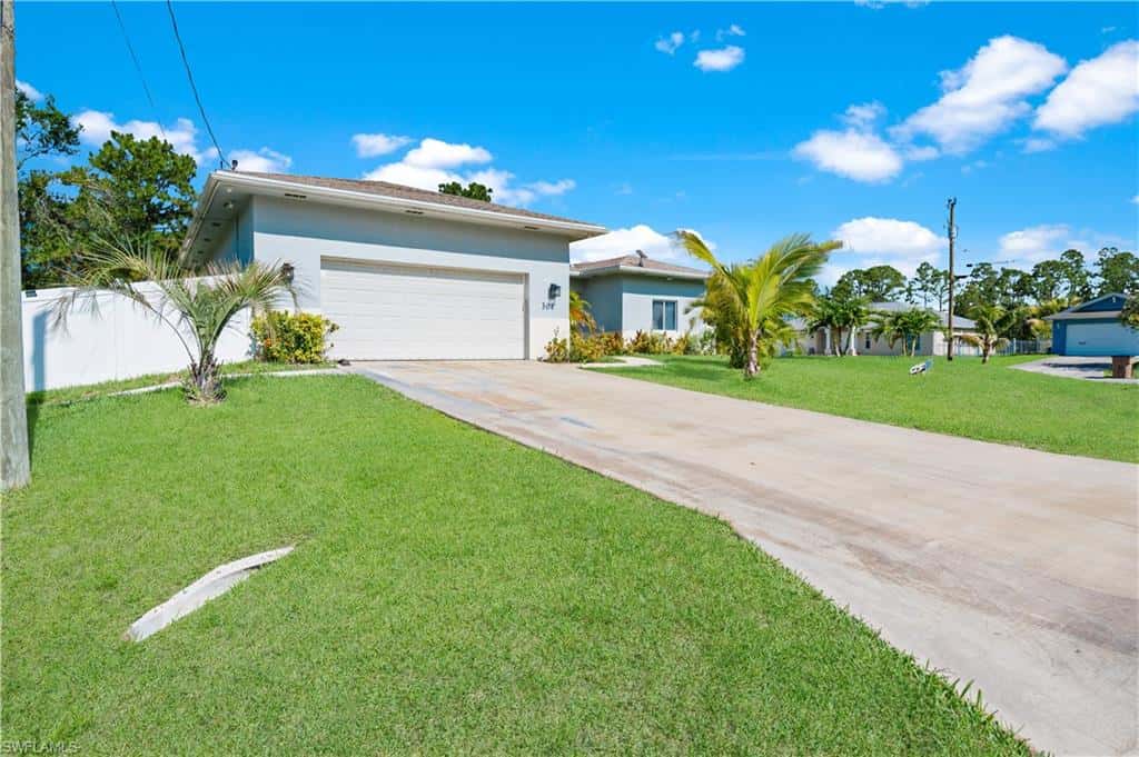 304 Bradley Ave, Lehigh Acres, photo 6