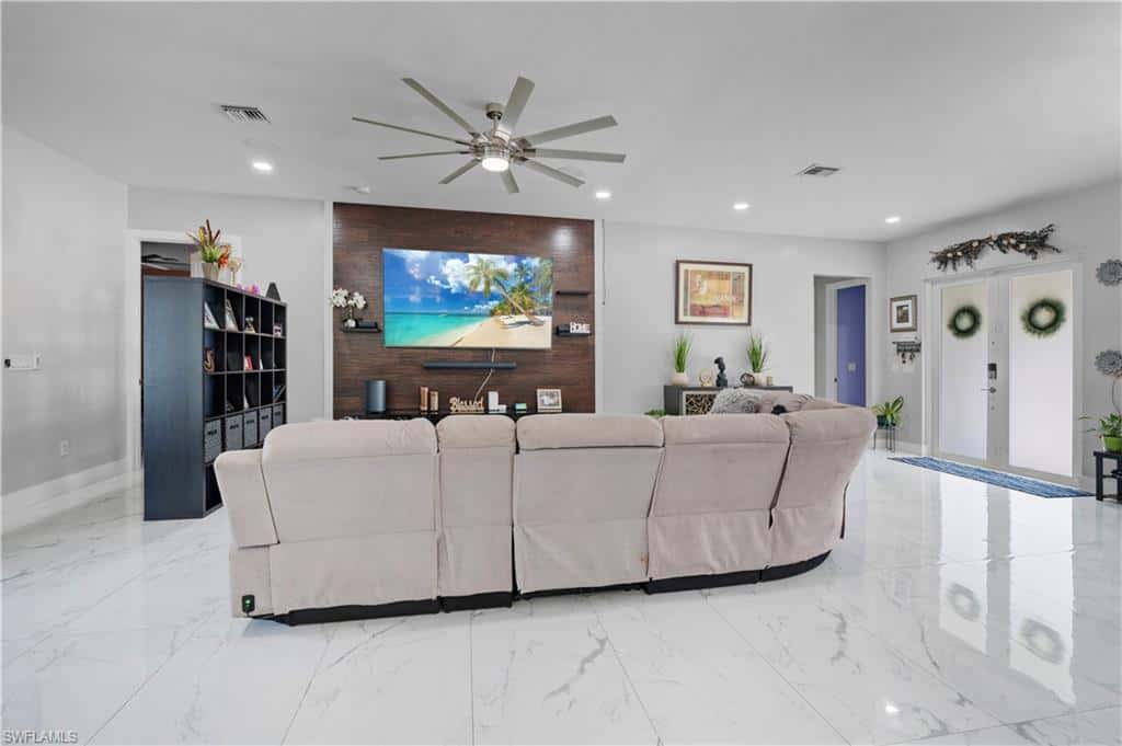 304 Bradley Ave, Lehigh Acres, photo 11