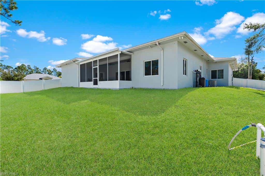 304 Bradley Ave, Lehigh Acres, photo 31