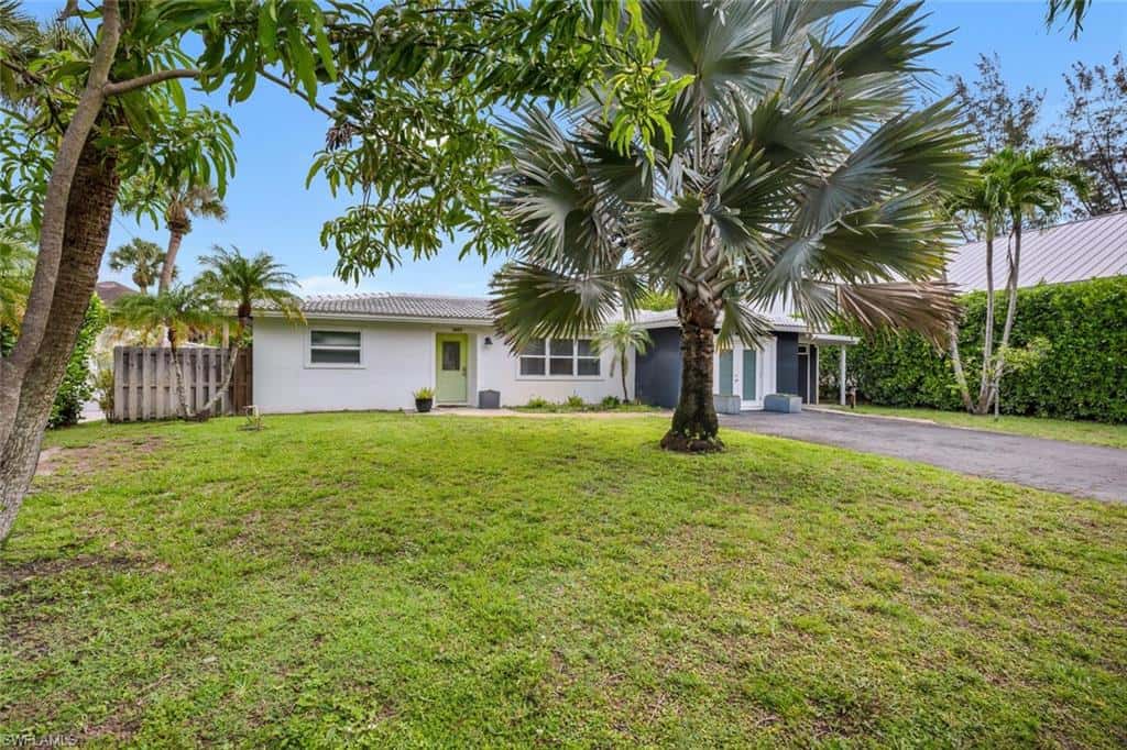 1483 Bembury Dr, Naples, photo 4