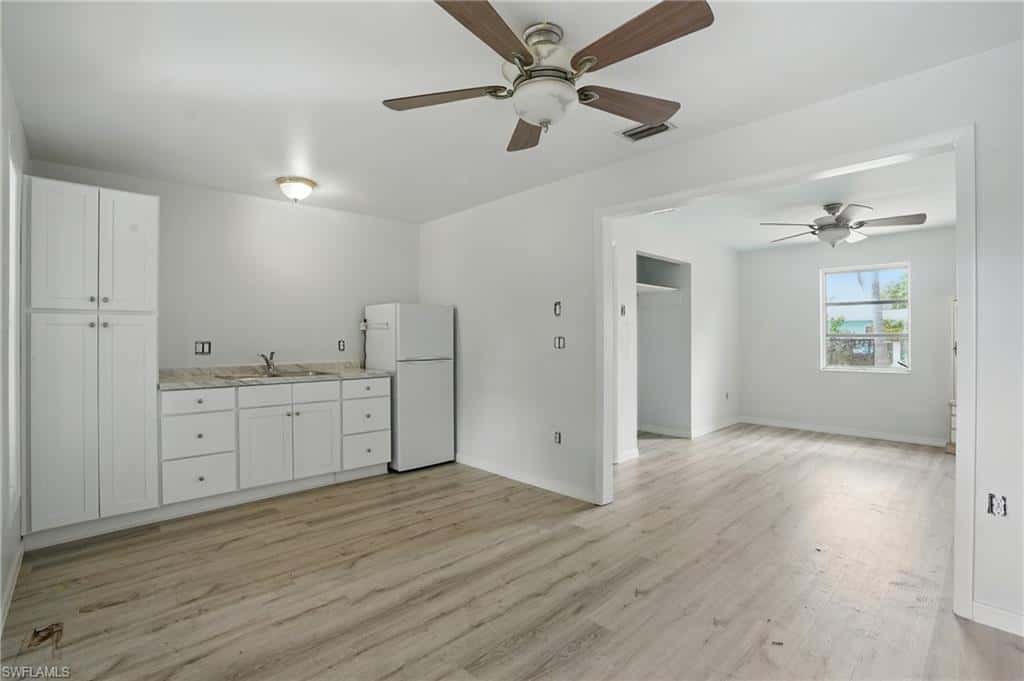 4011 Coconut Cir, Naples, photo 20