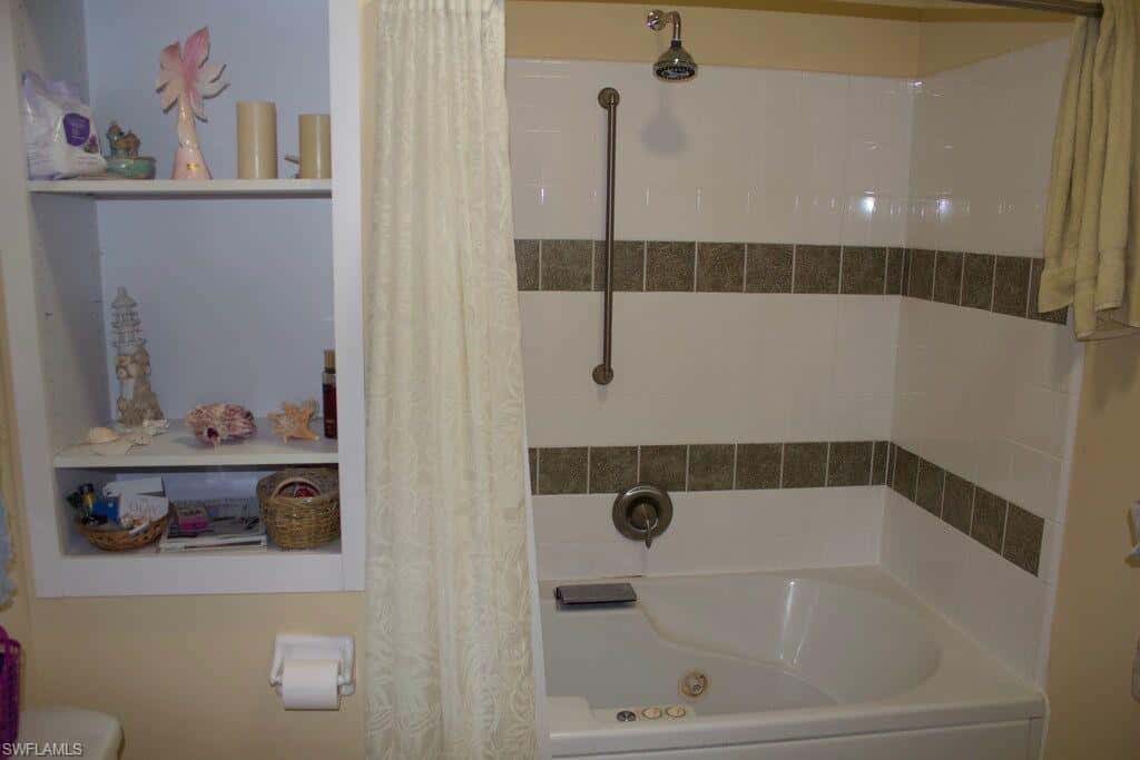3140 Binnacle Ln, St. James City, photo 15