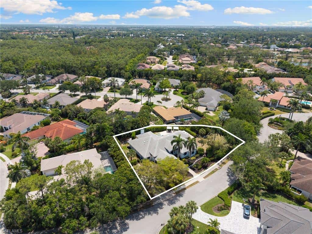 2274 Hawksridge Dr, Naples, photo 23
