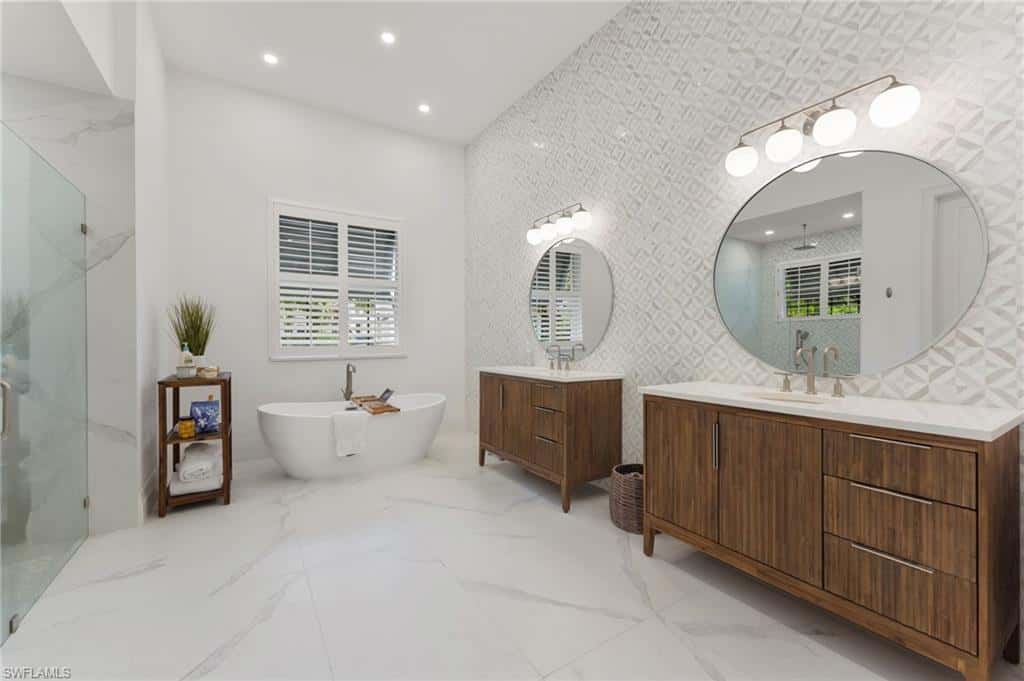 2274 Hawksridge Dr, Naples, photo 27