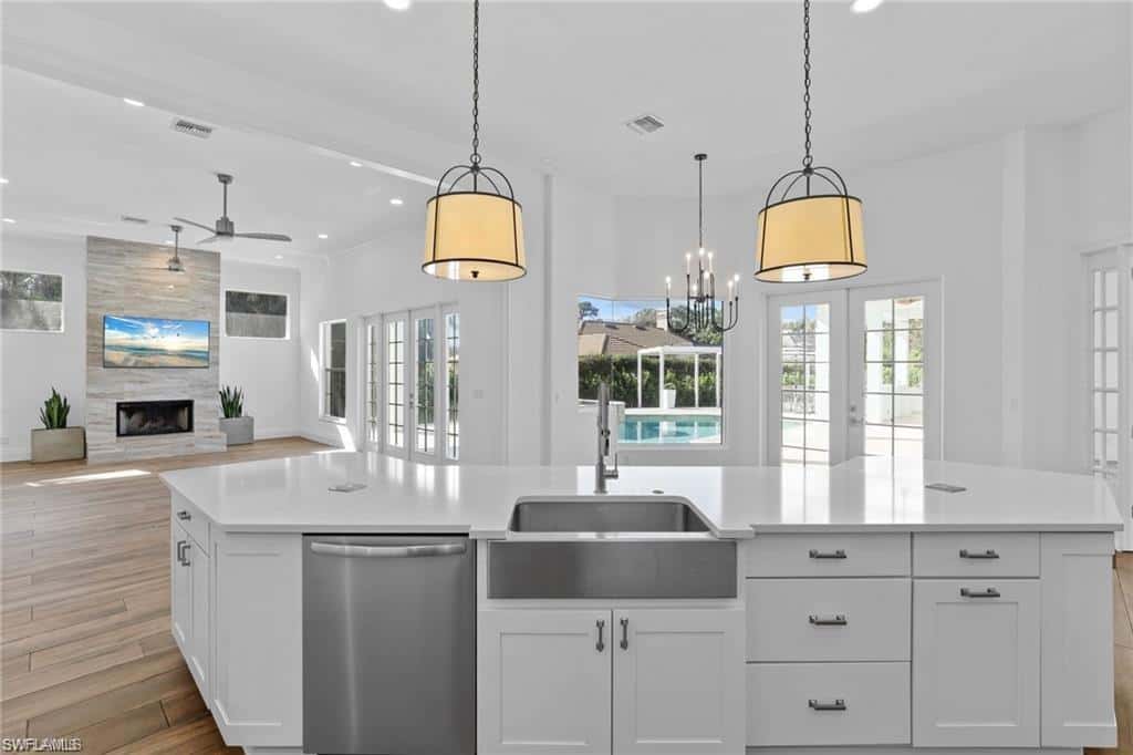 2274 Hawksridge Dr, Naples, photo 9