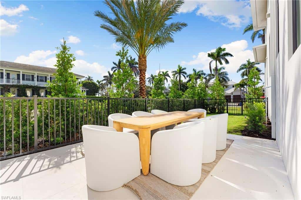 581 14th Ave, Naples, photo 13