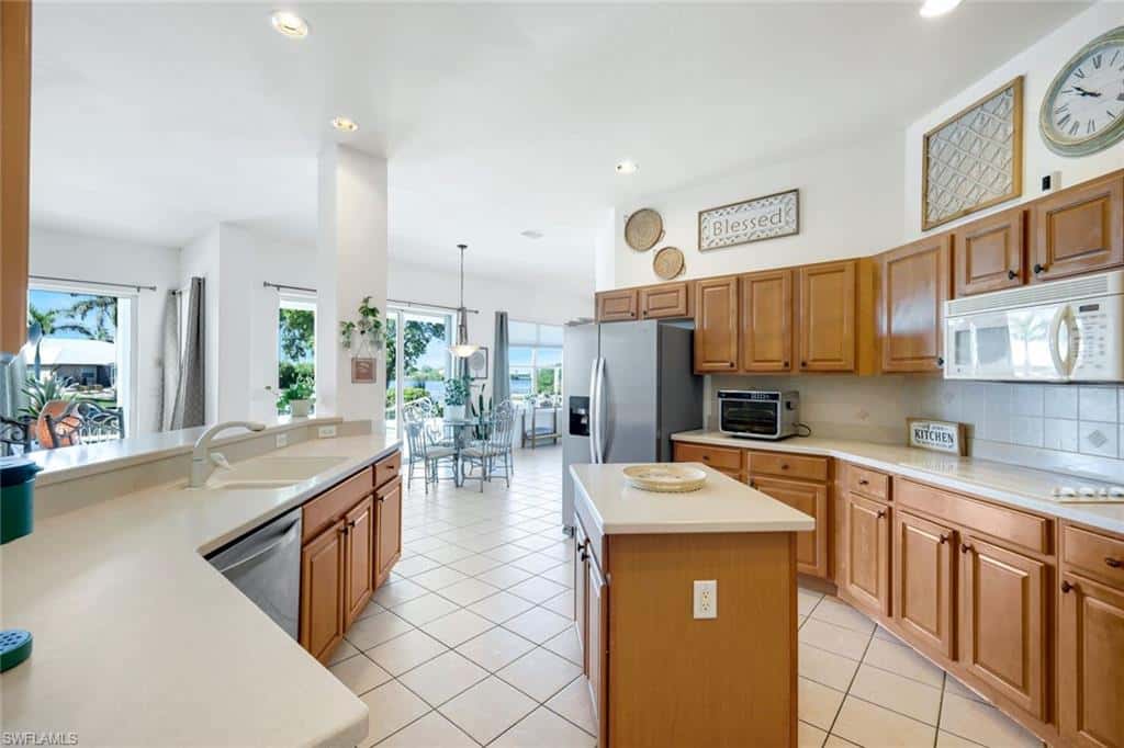 1206 18th Ter, Cape Coral, photo 9