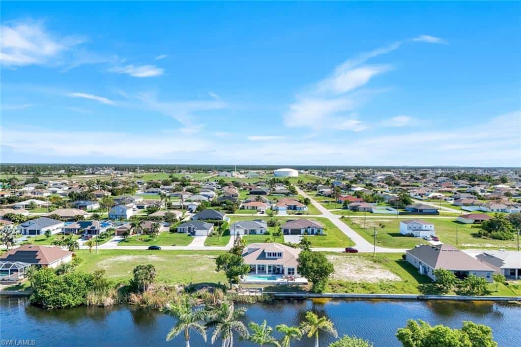 1206 18th Ter, Cape Coral, photo 44