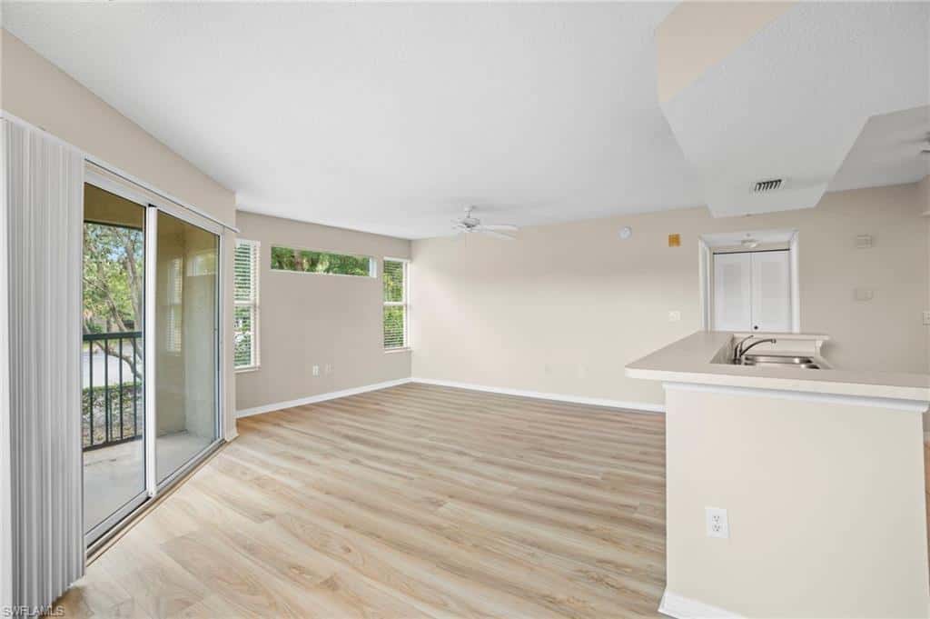 8851 Colonnades Ct #128, Bonita Springs, photo 4