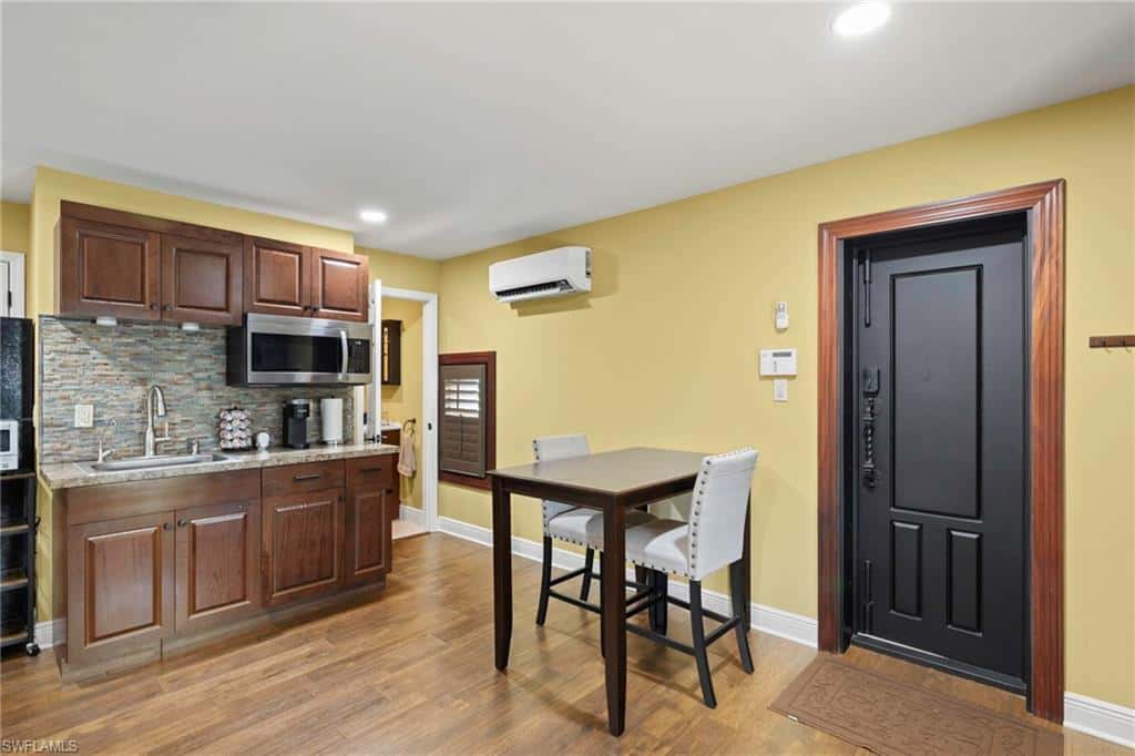 841 Cypress Lake Cir, Fort Myers, photo 29