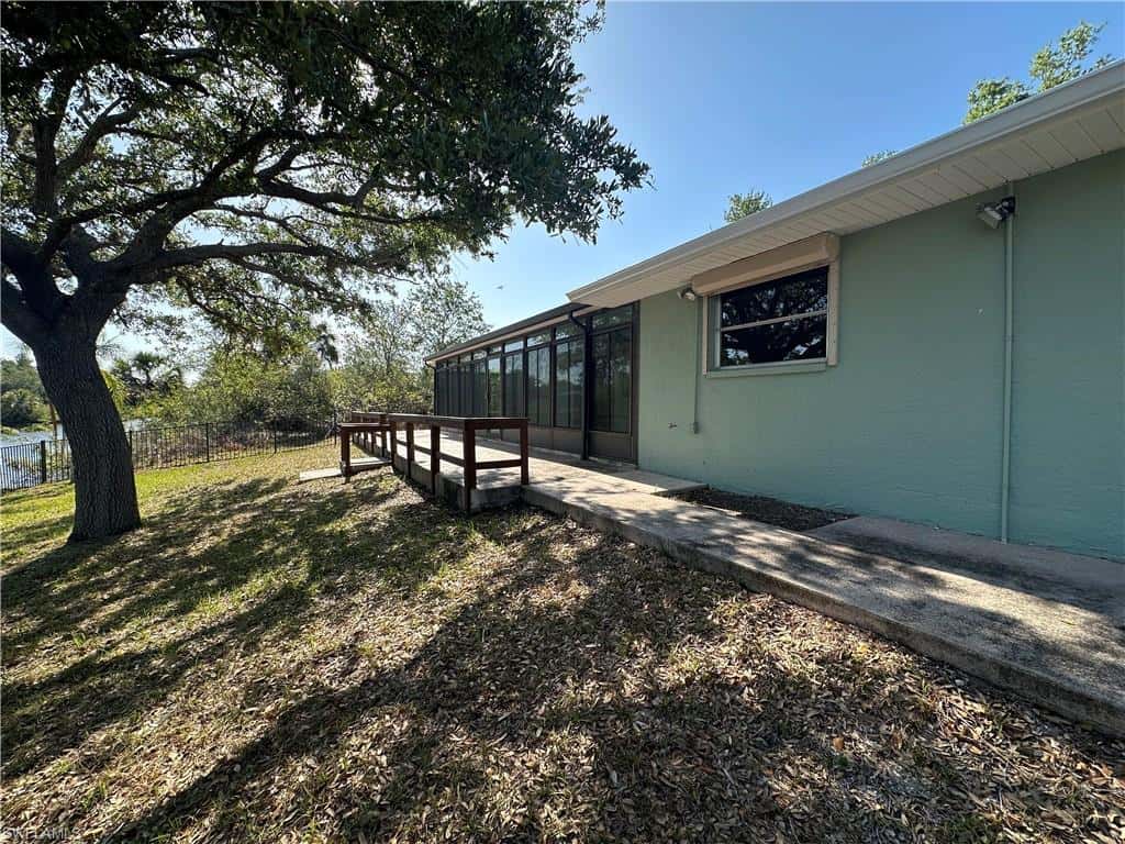 17356 Gulfspray Cir, Port Charlotte, photo 31