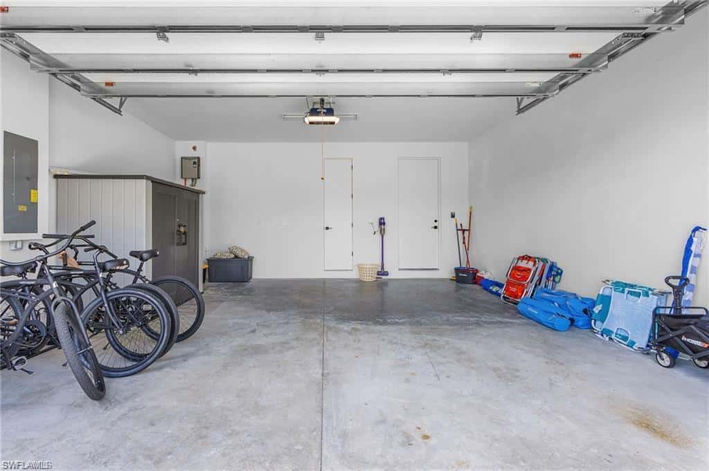 678 95th Ave, Naples, photo 37