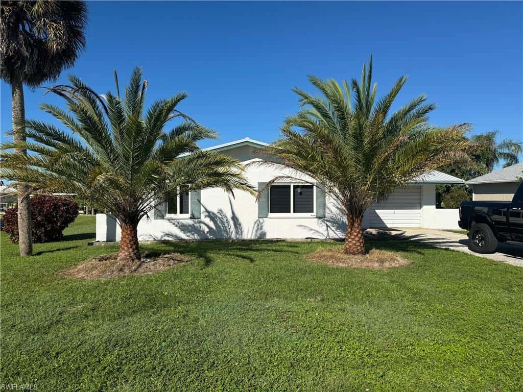 2231 Isle Of Pines Ave, Fort Myers, photo 4
