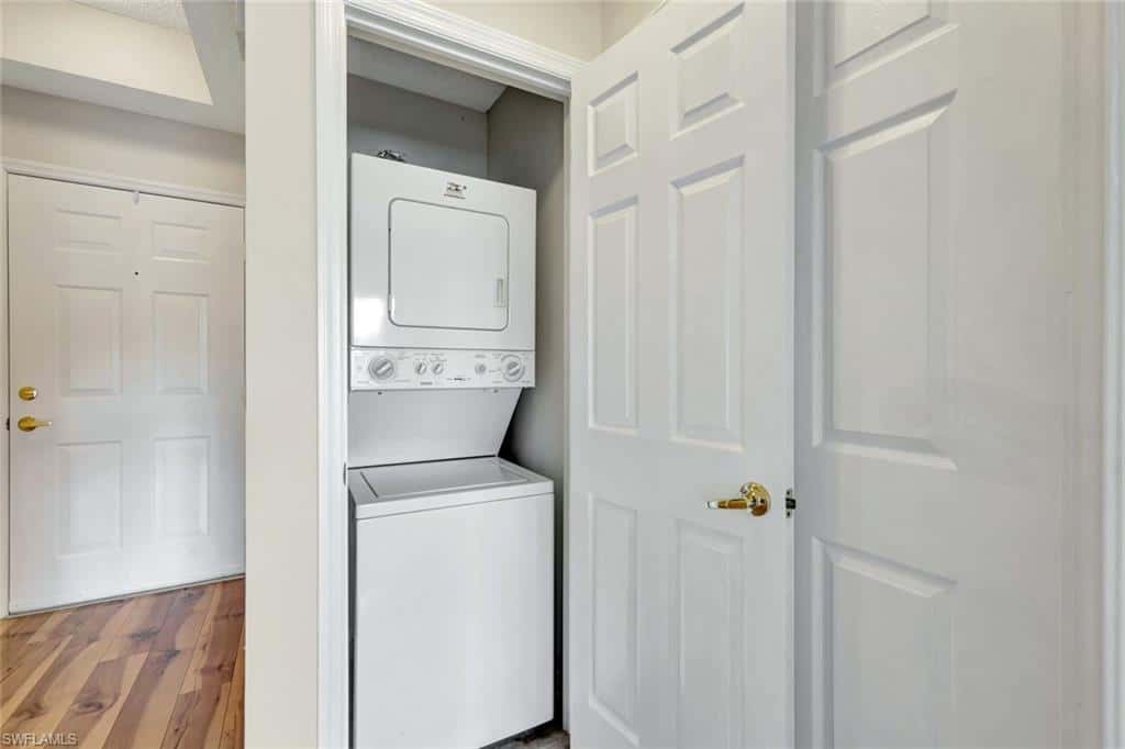 900 Arbor Lake Dr #207, Naples, photo 16