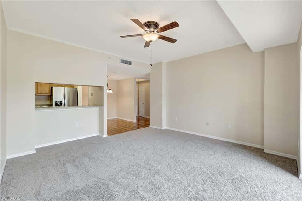 900 Arbor Lake Dr #207, Naples, photo 5