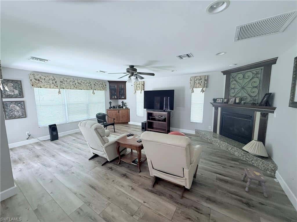 20551 Armada Ct, Estero, photo 9