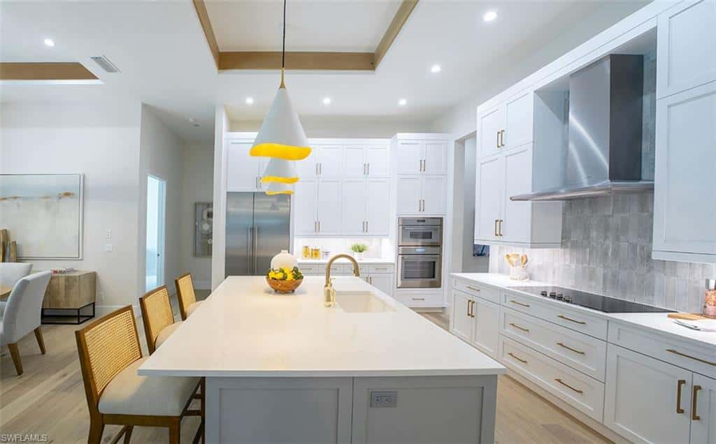 2950 Coco Lakes Way, Naples, photo 6
